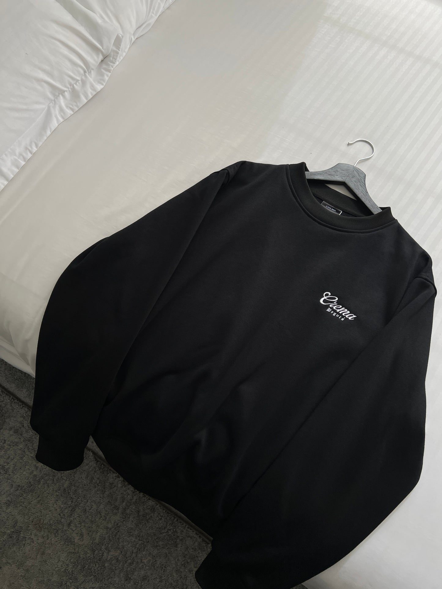 Basic Crewneck